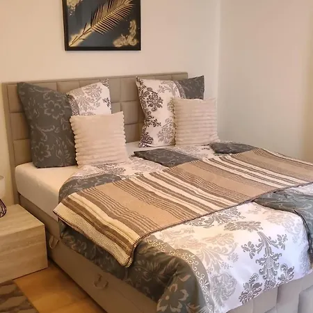 Апартаменты Aggelina Бад-Нойенар-Арвайлер